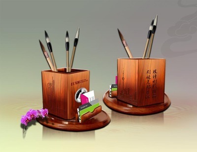 【木質(zhì)筆筒擺件工藝品 周年慶紀(jì)念品禮品】?jī)r(jià)格,廠家,圖片,木質(zhì)、竹質(zhì)工藝品,永銀文化創(chuàng)意產(chǎn)業(yè)發(fā)展有限責(zé)任公司-